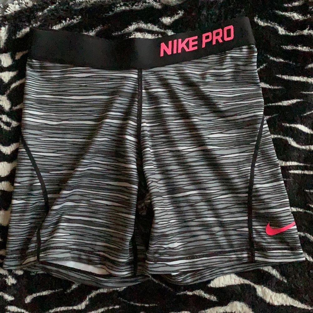nike pros